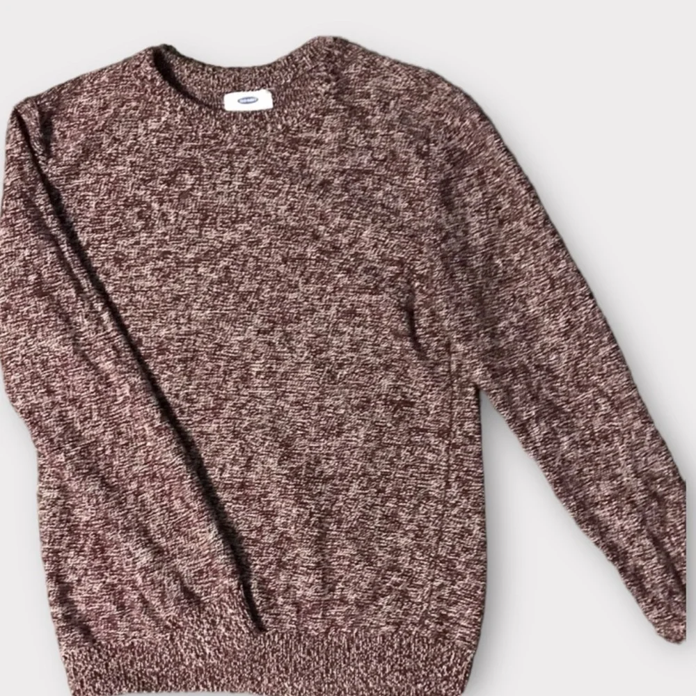 NWOT old navy maroon sweater size‎ Lg